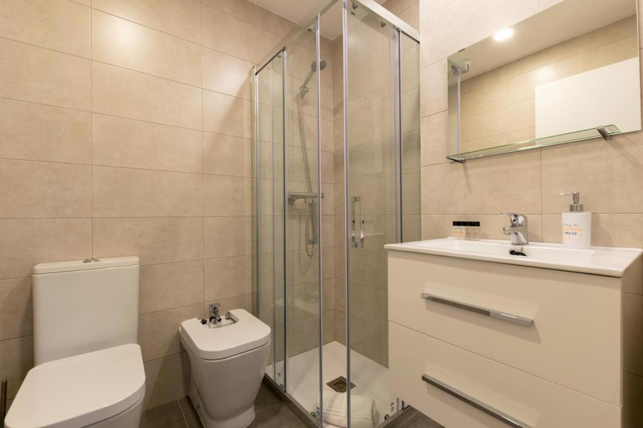 Apartamentos Mercado Central Valencia Bagian luar foto