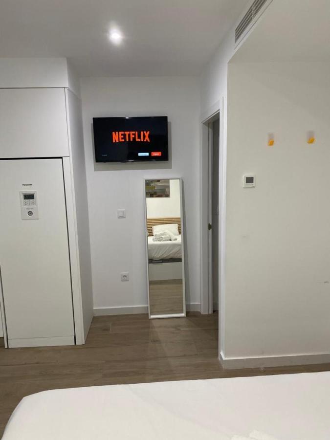 Apartamentos Mercado Central Valencia Bagian luar foto