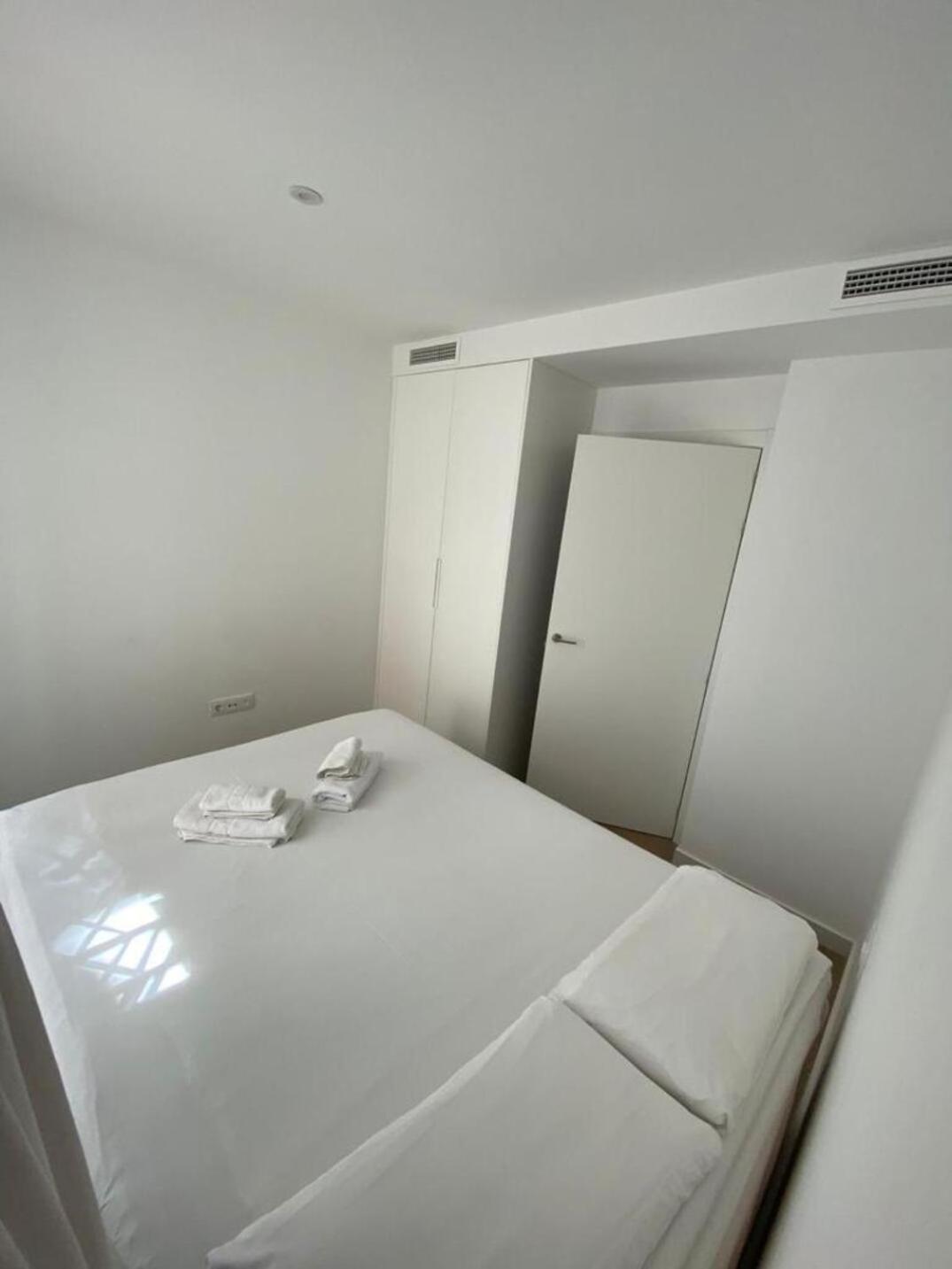 Apartamentos Mercado Central Valencia Bagian luar foto